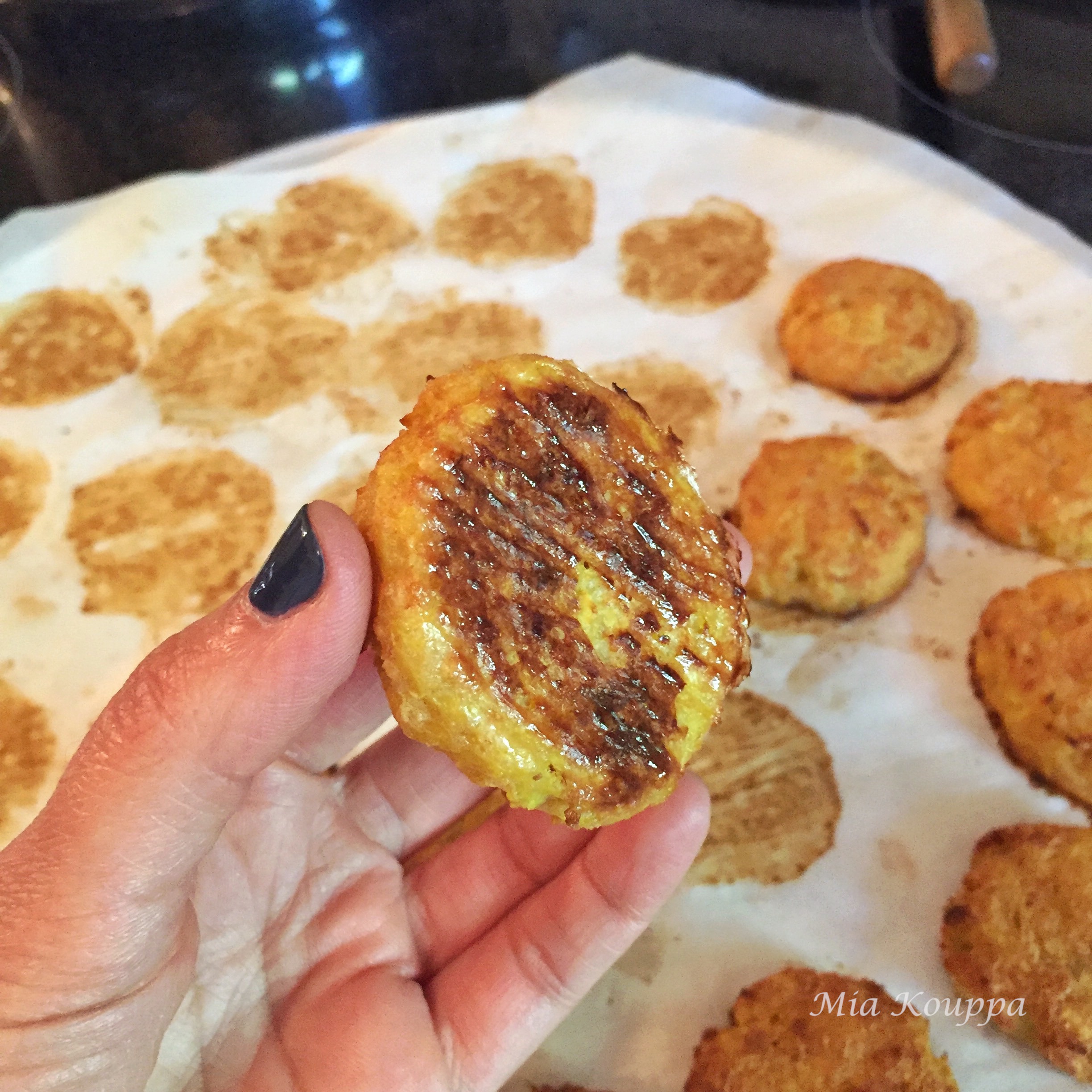 Baked squash fritters without cheese (Κολοκυθοκεφτέδες χωρίς τυρί)
