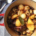 Eggplant stew (Μελιτζάνες στιφάδο)