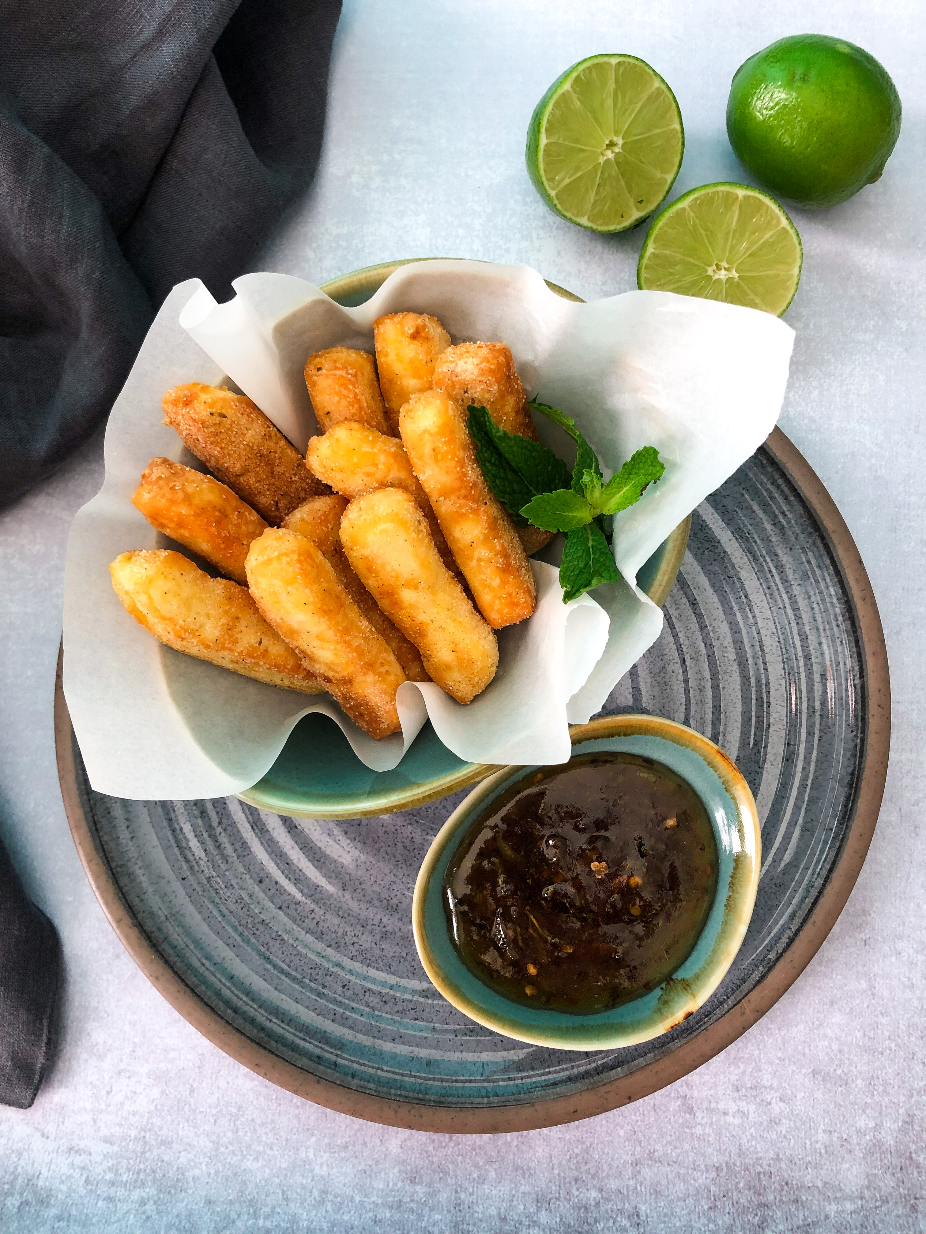 Halloumi fries with a citrus lime mint dipping sauce
