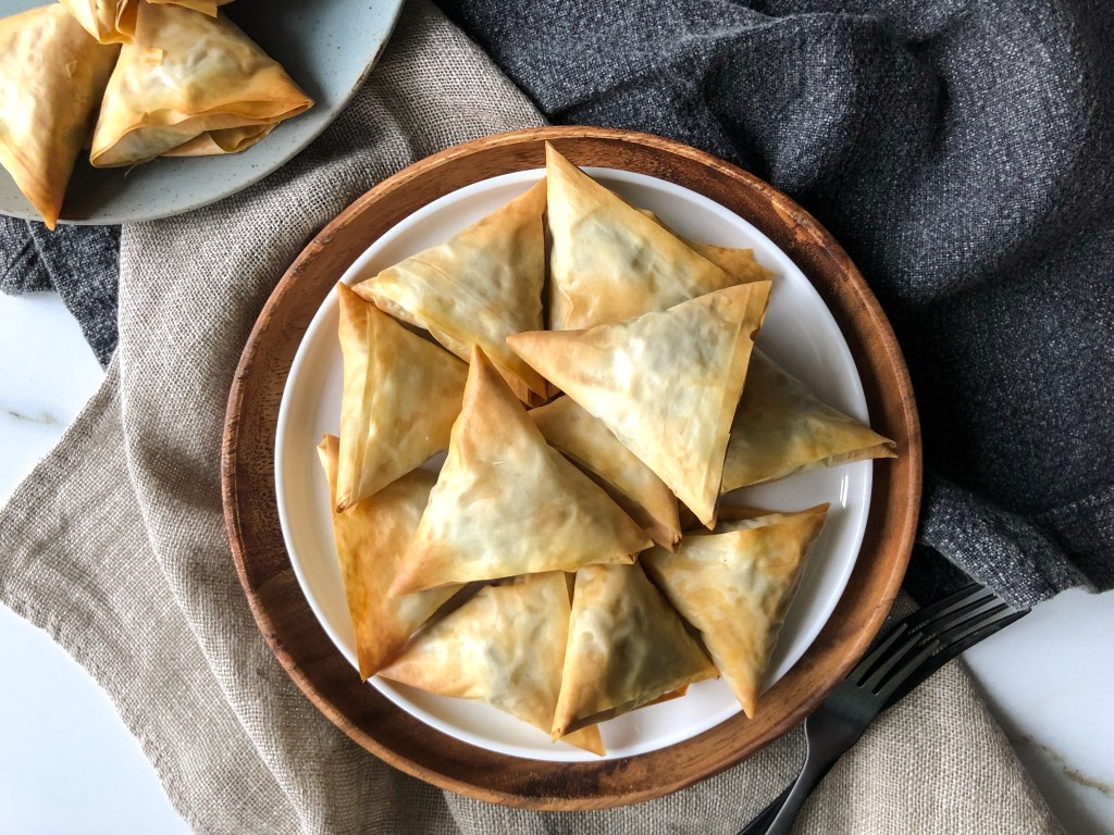 Mini meat pies with filo