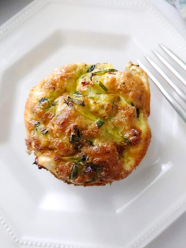 Egg zucchini muffins flavoured with cheese are the perfect make-ahead breakfast!
