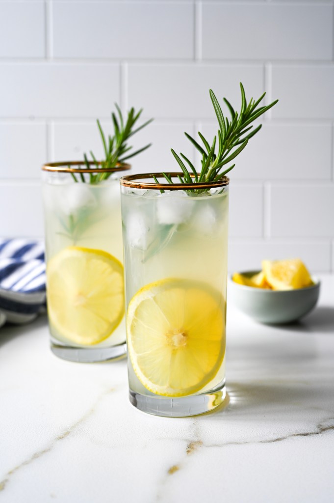 A refreshing summer drink made with ouzo and lemonade.