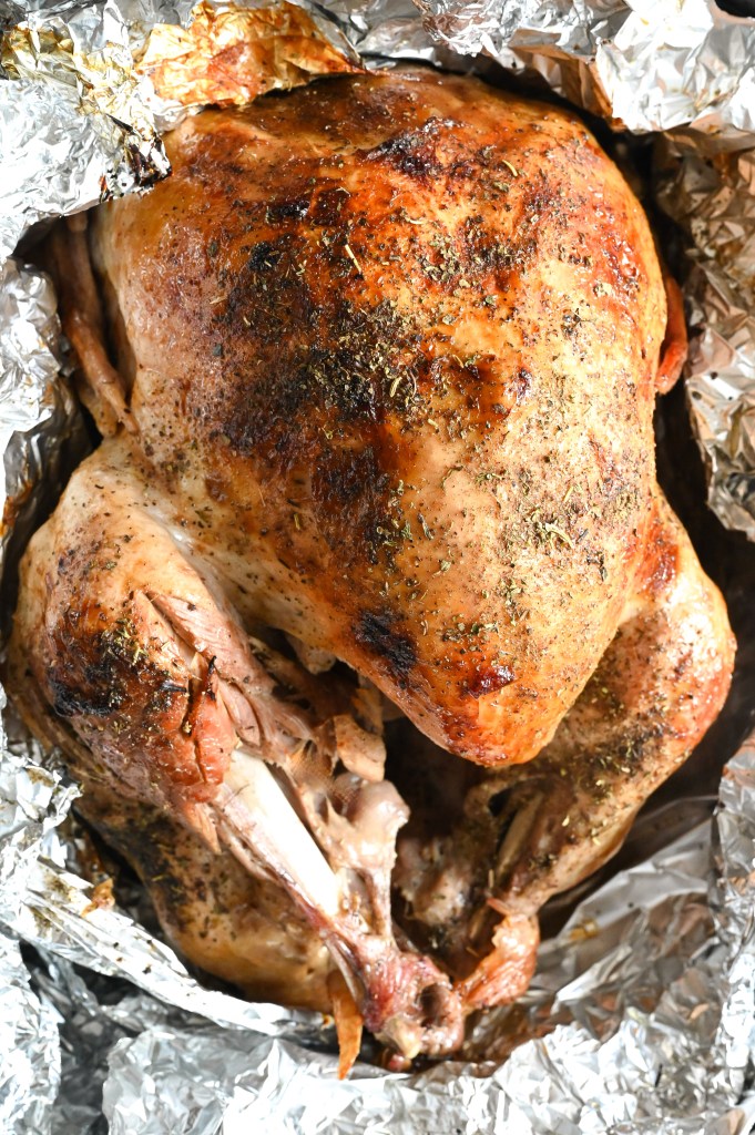 Learn how to make a delicious and easy roast turkey for Thanksgiving, or anytime!